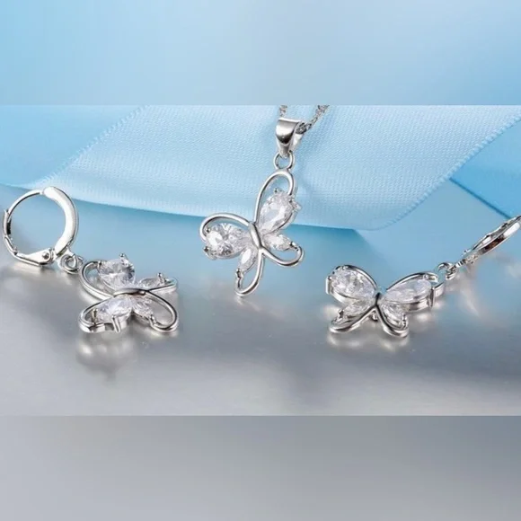 Butterfly Kisses Set - Picture 2 of 2